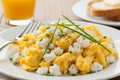 Scrambled Eggs with Cottage Cheese
