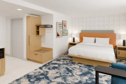 Custom Furniture Solutions by SUNSGOODS: 33 Years of Craftsmanship and Innovation